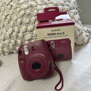 Used Fujifilm Instax Mini 8 Camera in Plum